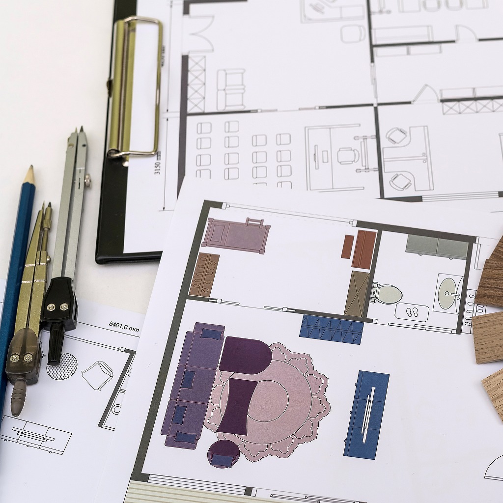 製図している写真